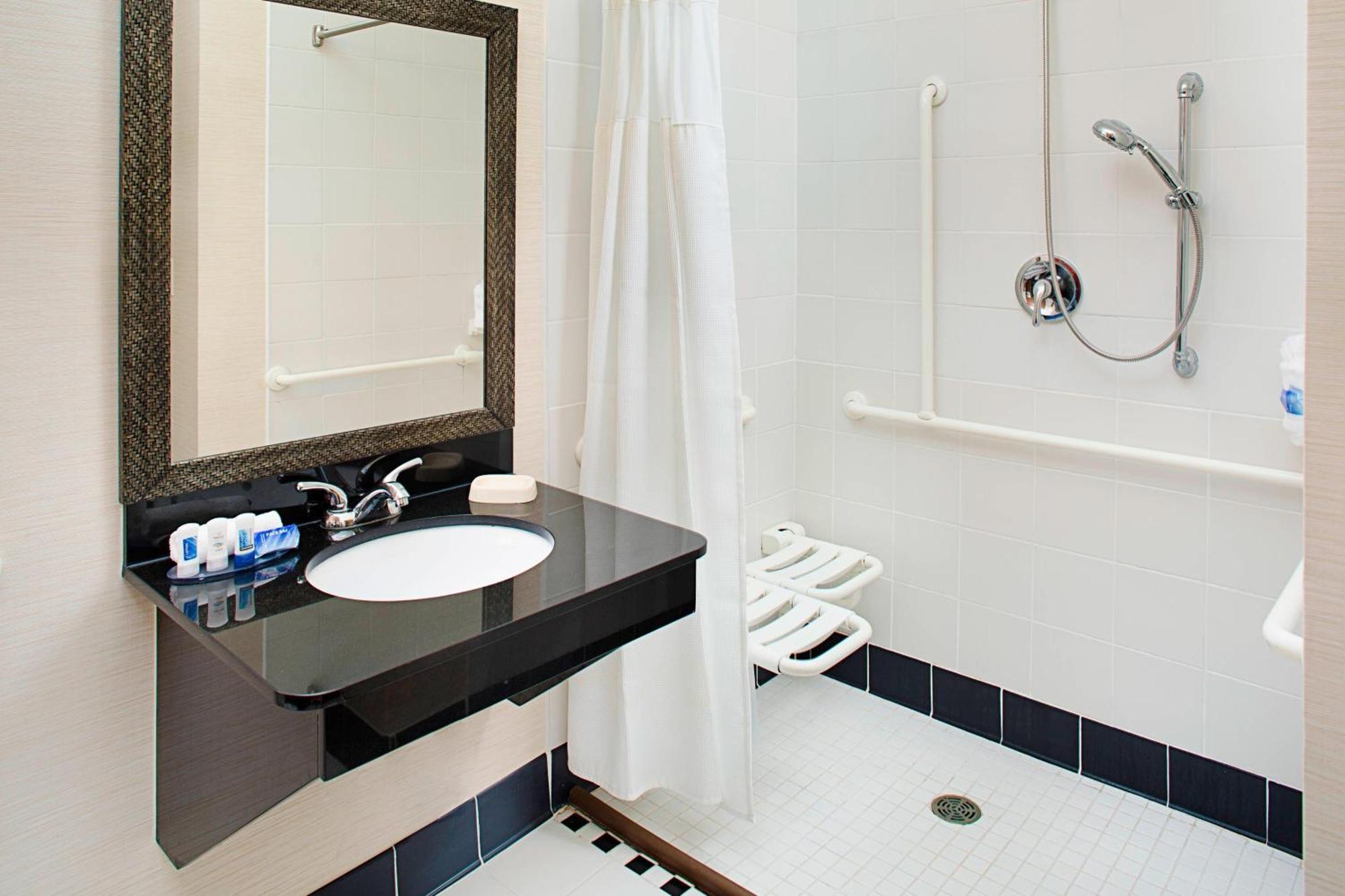 Fairfield Inn & Suites By Marriott San Antonio Seaworld / Westover Hills Eksteriør bilde